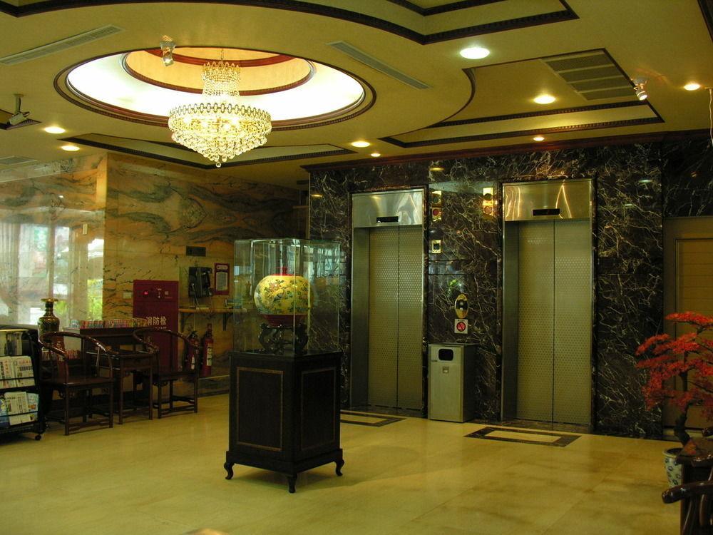 Sunrise Hotel Tainan Exterior foto