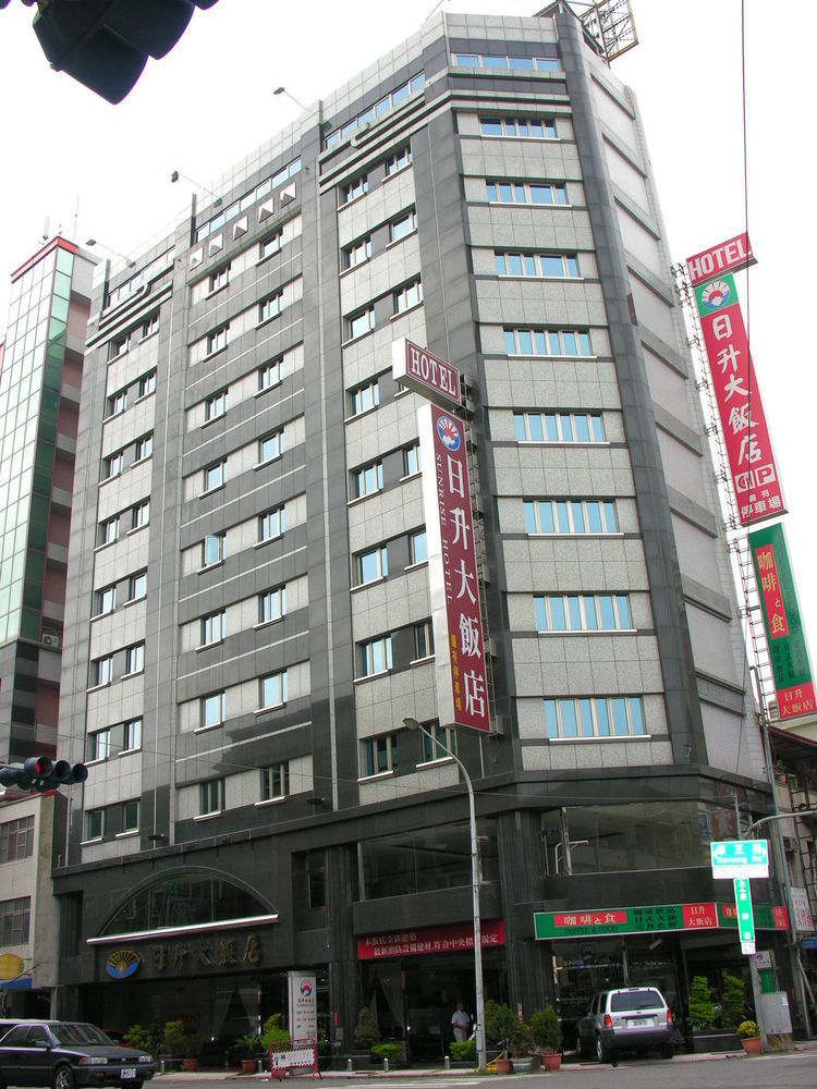 Sunrise Hotel Tainan Exterior foto
